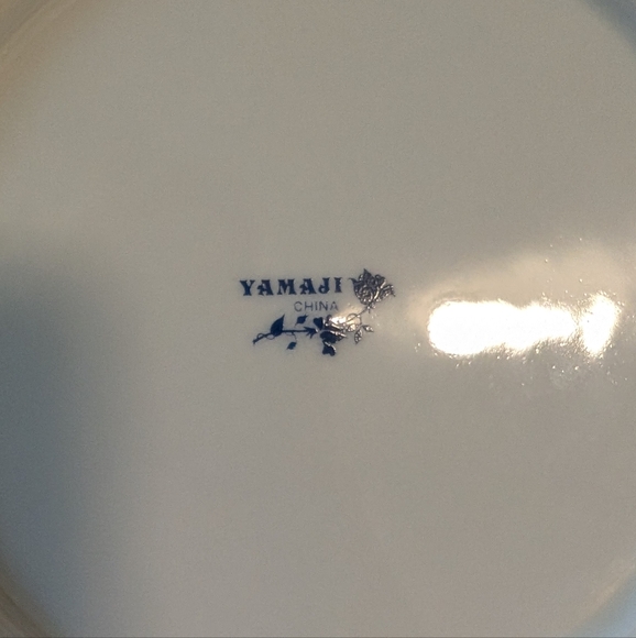 Yamaji serving dish and bowl set - Picture 5 of 5